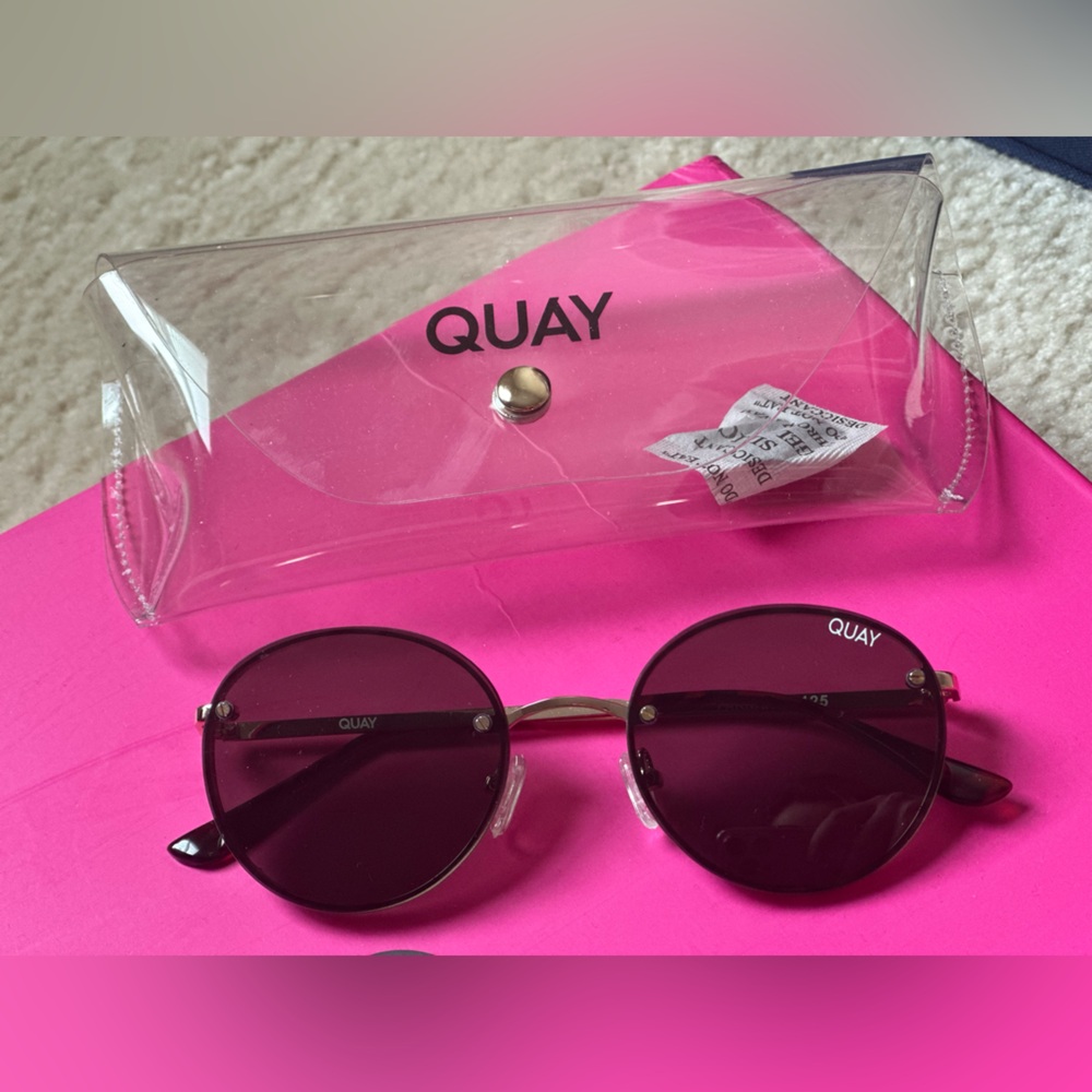 Quay Australia Farrah Women's Round Sunglasses -